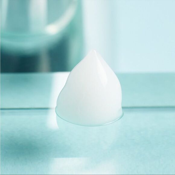 AHC Essential Real Eye Cream for Face - Picture 3 of 16